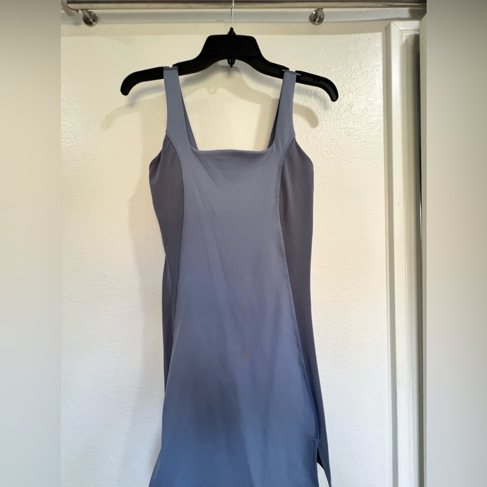 Athletic wear dress. Great for golfing or Pickleball. Worn once.